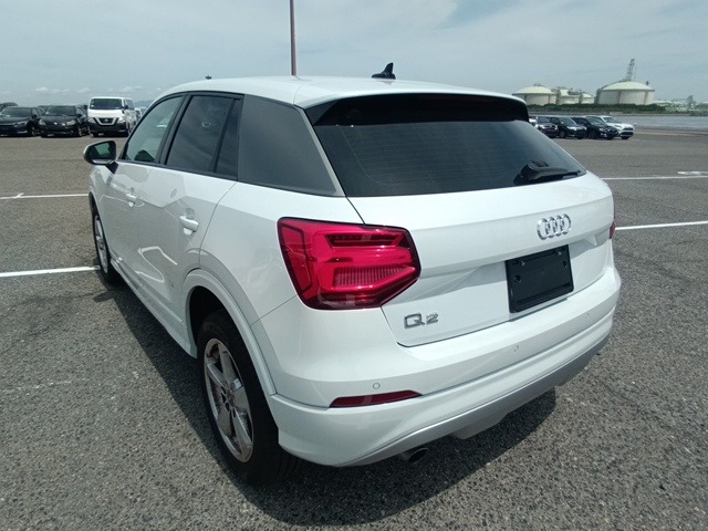 AUDI Q2 photo 3