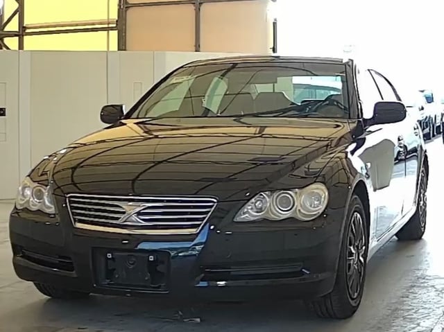 TOYOTA MARK X photo 2