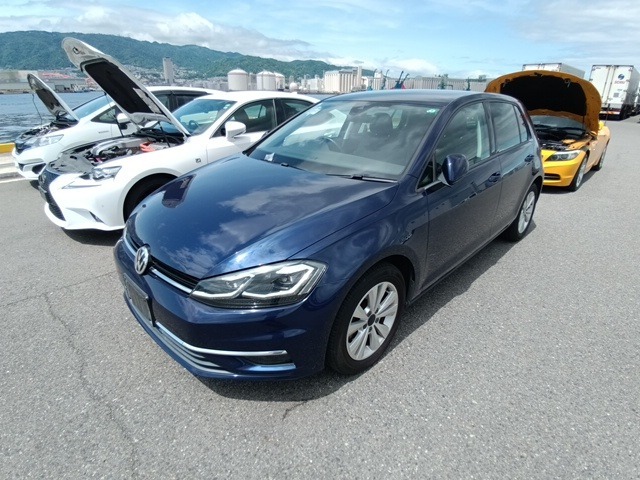 VOLKSWAGEN GOLF photo 2