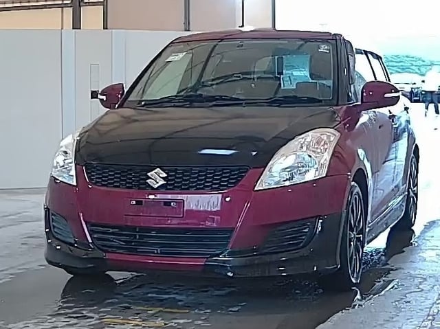 SUZUKI SWIFT photo 2