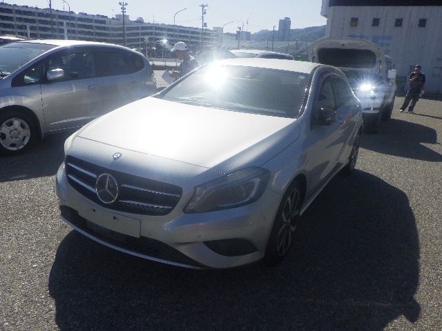 MERCEDES A CLASS photo 2