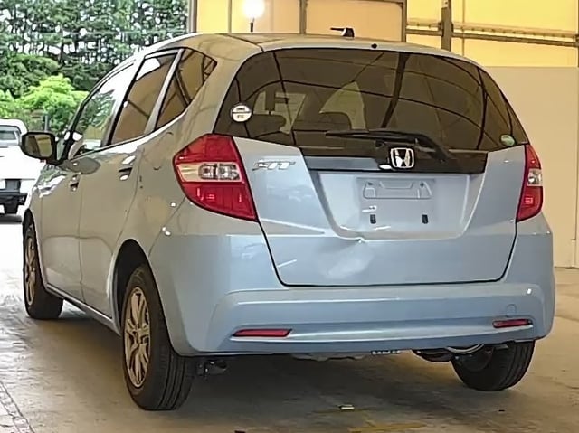 HONDA FIT photo 3