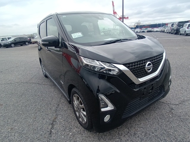NISSAN DAYZ 2019
