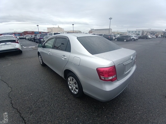 TOYOTA COROLLA AXIO photo 3