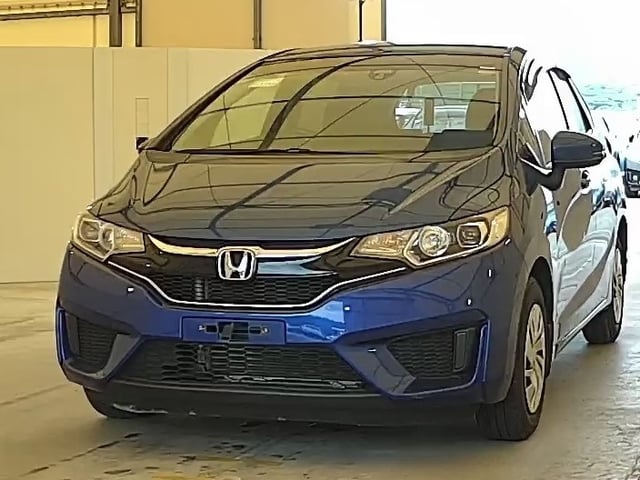 HONDA FIT photo 2
