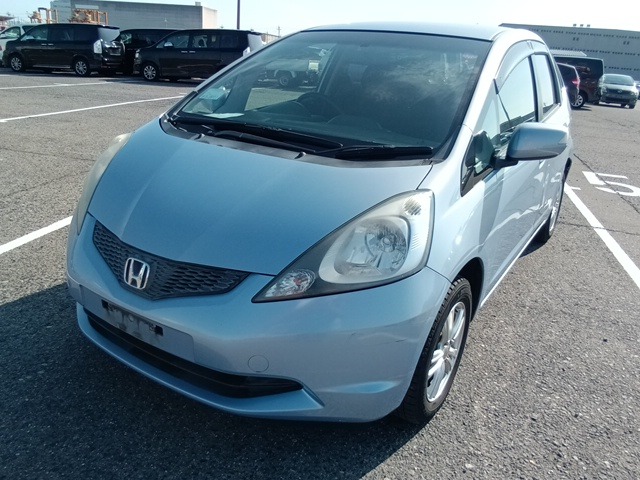 HONDA FIT photo 2