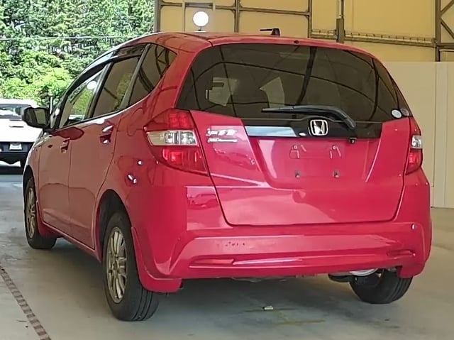 HONDA FIT photo 3