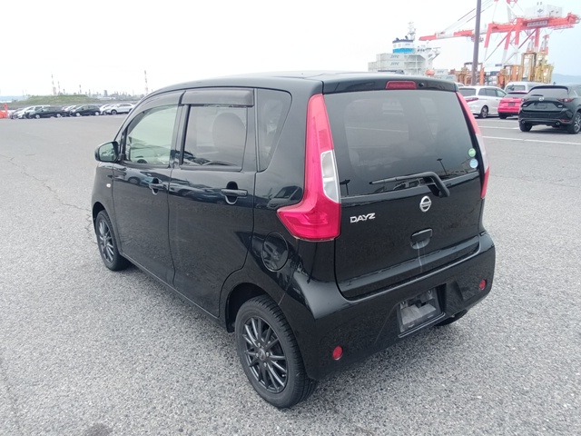 NISSAN DAYZ photo 3