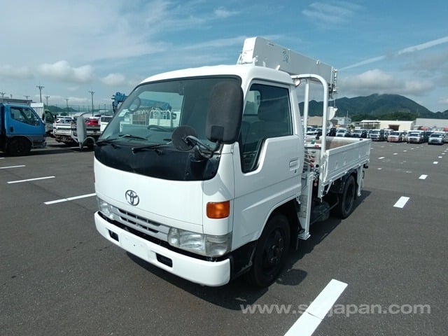 r.jpg