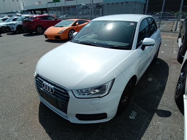 AUDI A1 photo 2
