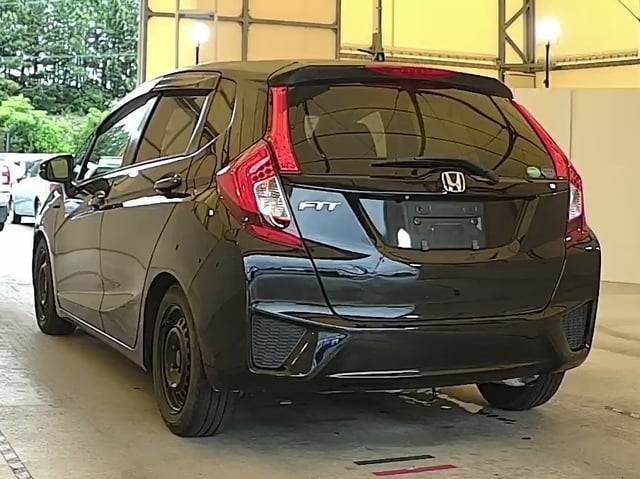 HONDA FIT photo 3