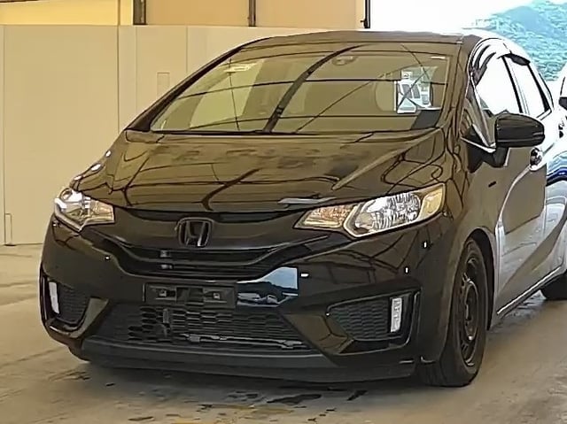 HONDA FIT photo 2