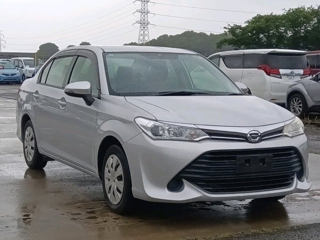 TOYOTA COROLLA AXIO 2015