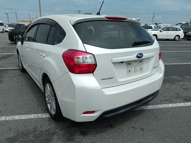SUBARU IMPREZA SPORT photo 3