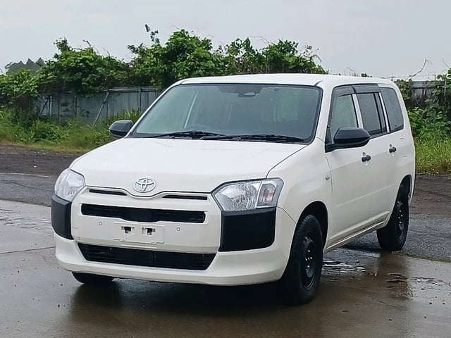 TOYOTA PROBOX VAN HYBRID photo 3