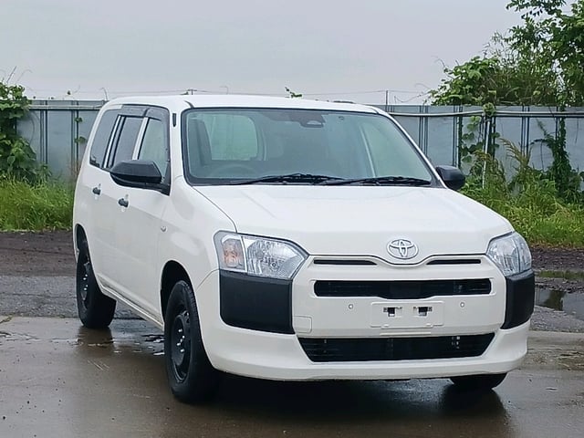 TOYOTA PROBOX VAN HYBRID 2026