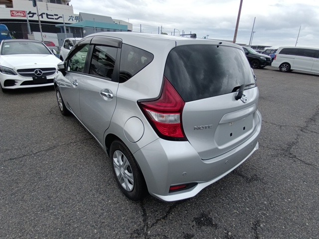 NISSAN NOTE photo 3