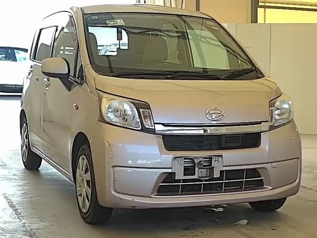 DAIHATSU MOVE 2013