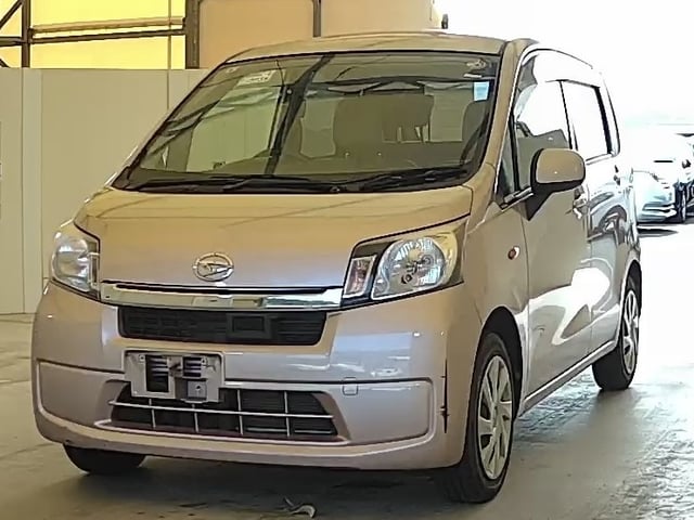 DAIHATSU MOVE photo 2