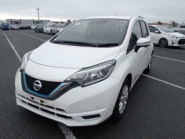 NISSAN NOTE photo 2