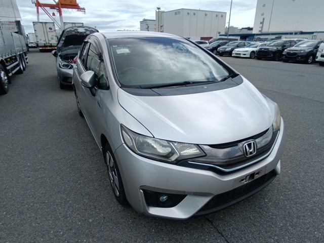 HONDA FIT HYBRID 2015