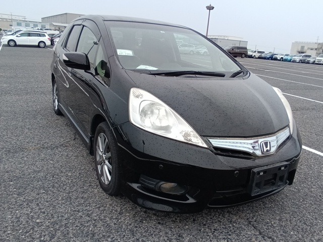 HONDA FIT SHUTTLE HYBRID 2011