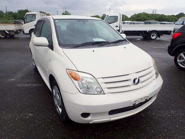 TOYOTA IST 2006