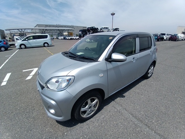 TOYOTA PASSO photo 2
