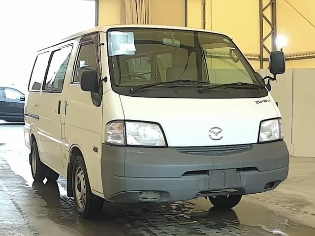 MAZDA BONGO VAN 2013