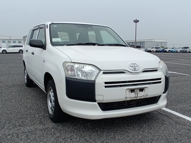 TOYOTA SUCCEED VAN 2017