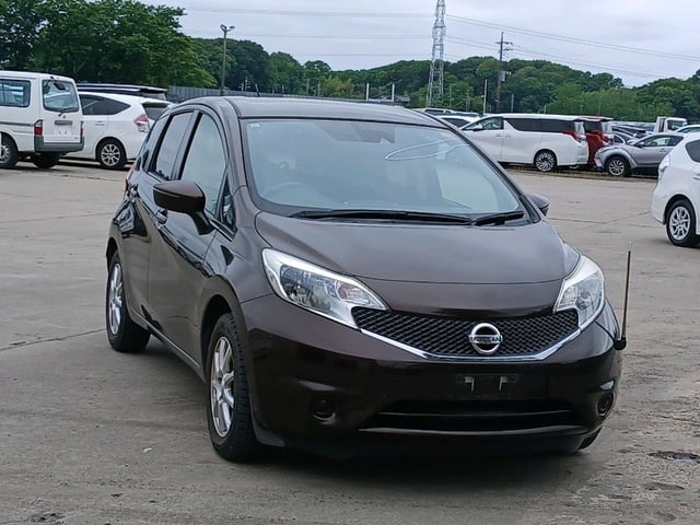 NISSAN NOTE 2015