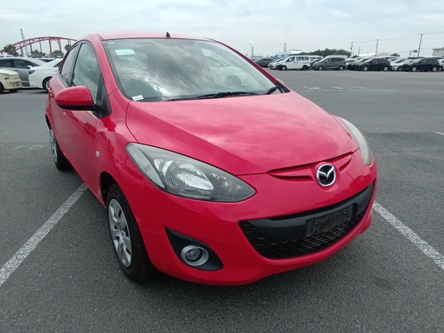 MAZDA DEMIO 2013