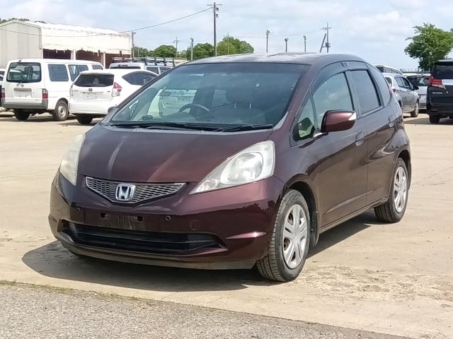 HONDA FIT photo 3