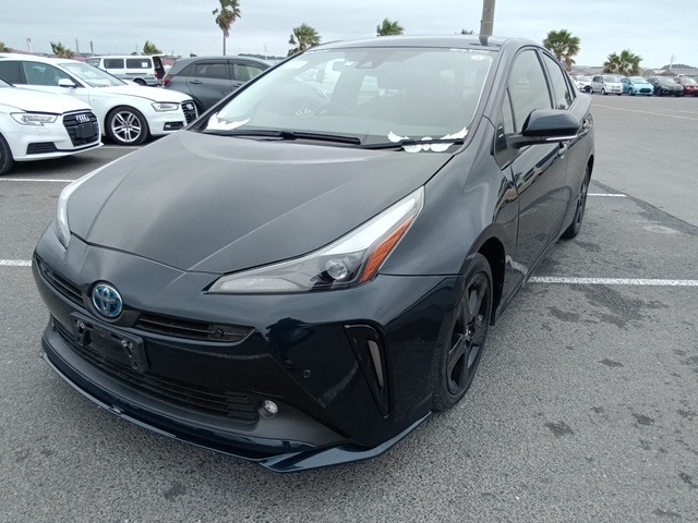 TOYOTA PRIUS photo 2
