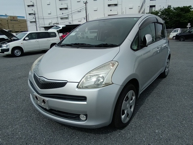 TOYOTA RACTIS photo 2