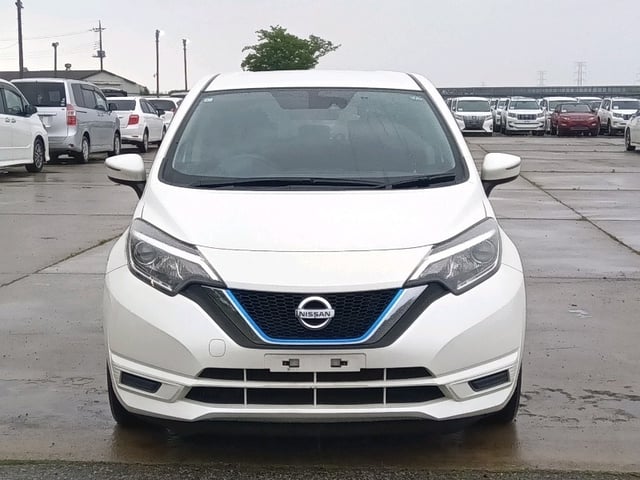 NISSAN NOTE photo 2
