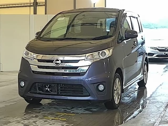 NISSAN DAYZ photo 2