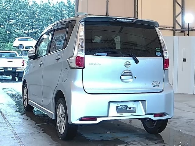 NISSAN DAYZ photo 3