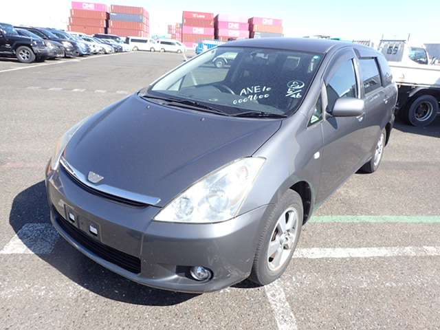 TOYOTA WISH photo 2