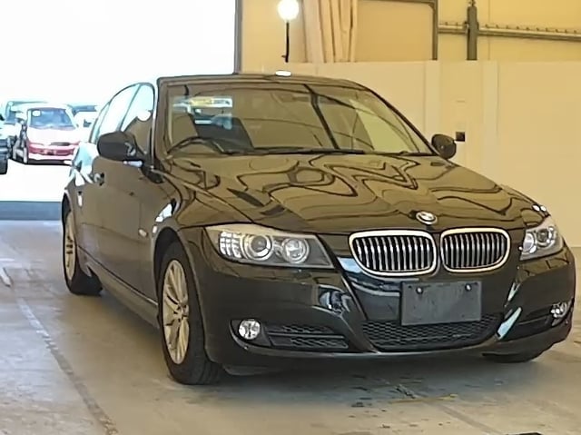 BMW 3 SERIES 2010