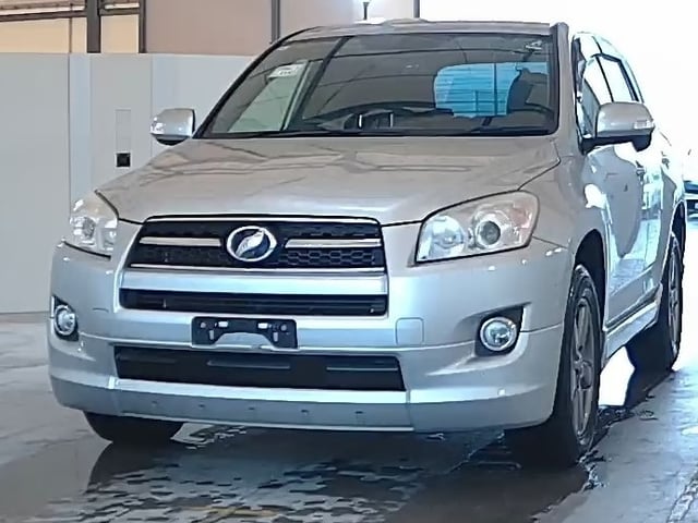 TOYOTA RAV4 photo 2