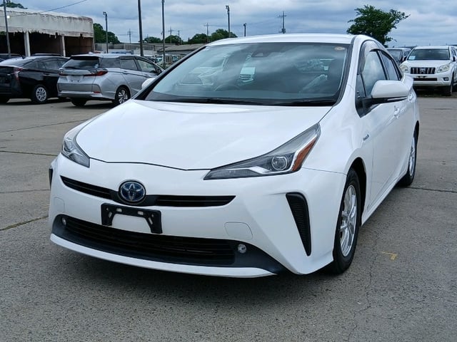 TOYOTA PRIUS photo 3