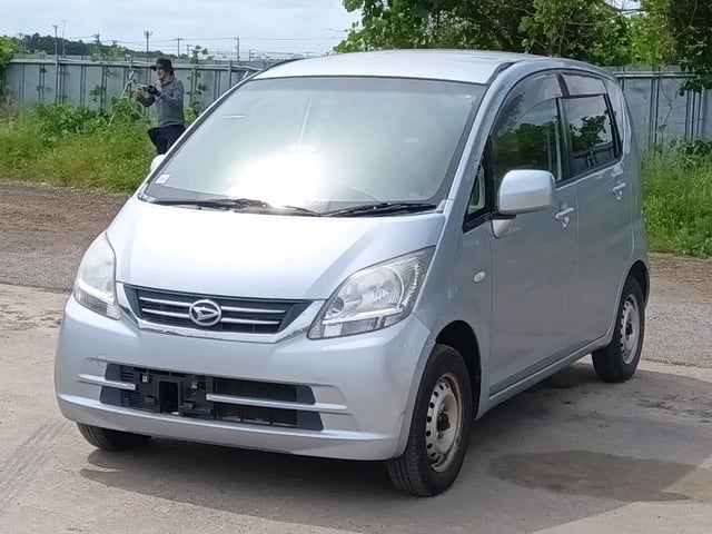 DAIHATSU MOVE photo 3