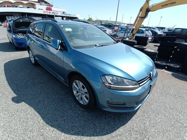 VOLKSWAGEN GOLF VARIANT 2015