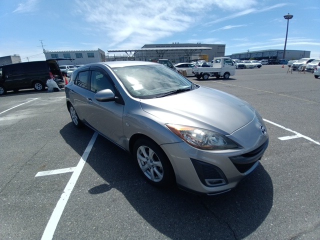 MAZDA AXELA SPORT 2009