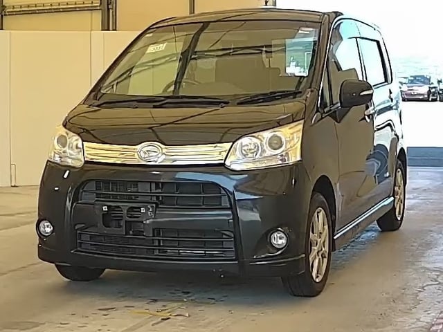 DAIHATSU MOVE photo 2