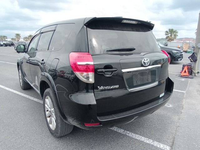 TOYOTA VANGUARD photo 3
