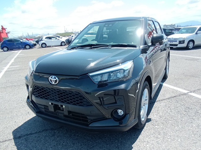 TOYOTA RAIZE photo 2