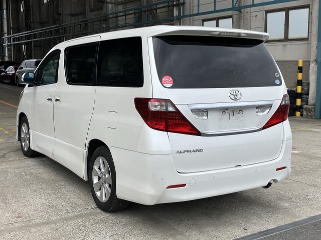 TOYOTA ALPHARD photo 3