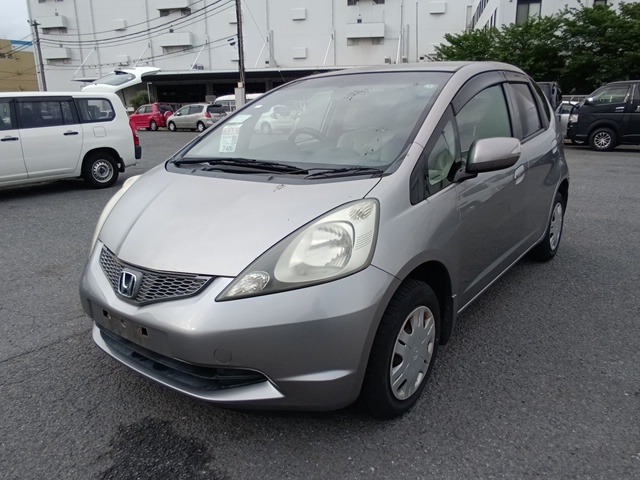 HONDA FIT photo 2